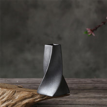 Load image into Gallery viewer, Ceramic Vase